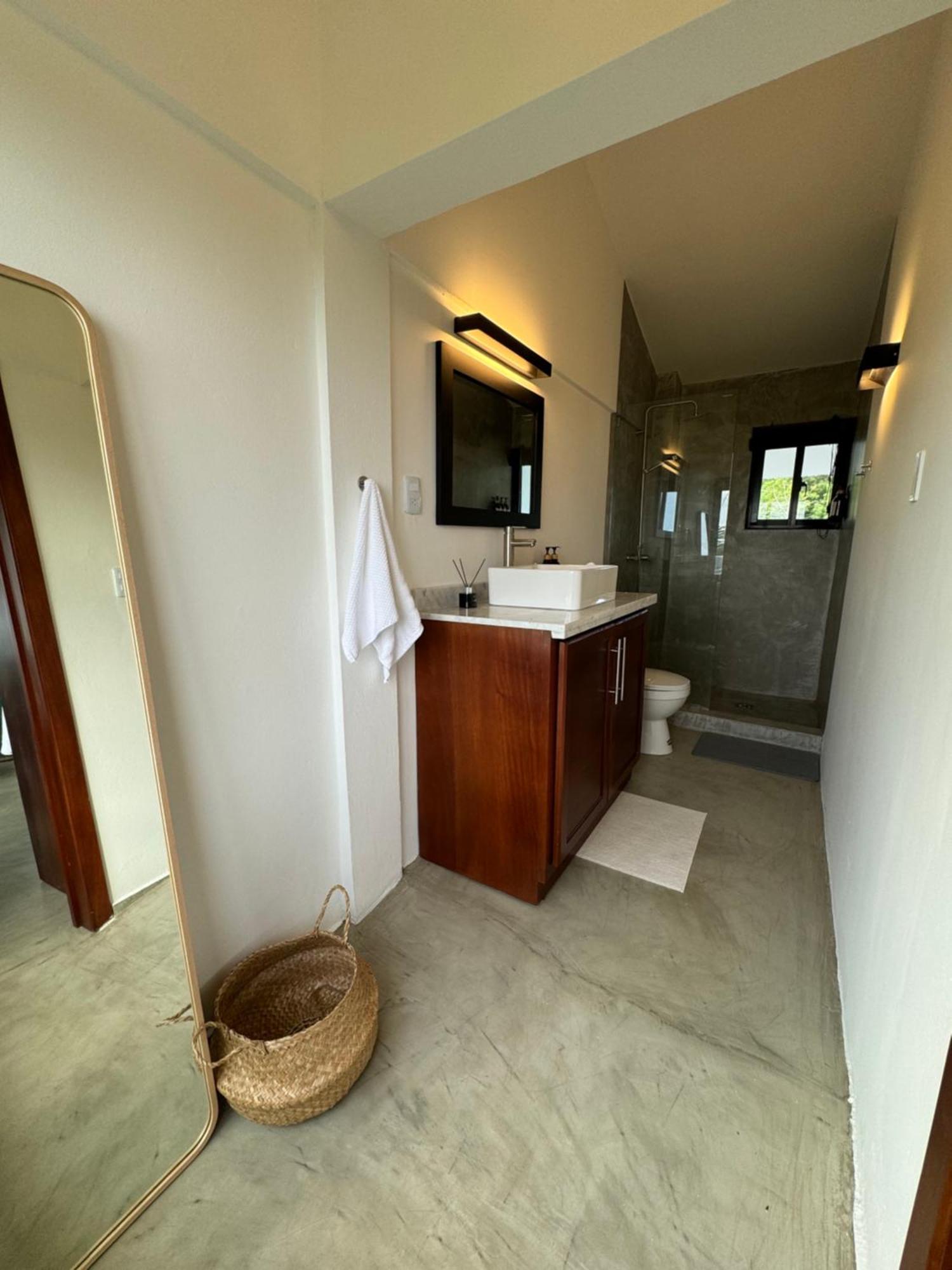 Catalina, Cabrera Oceanview Multi 2 Bd 2 Bath Condo Units With Balcony And Pool Exterior photo