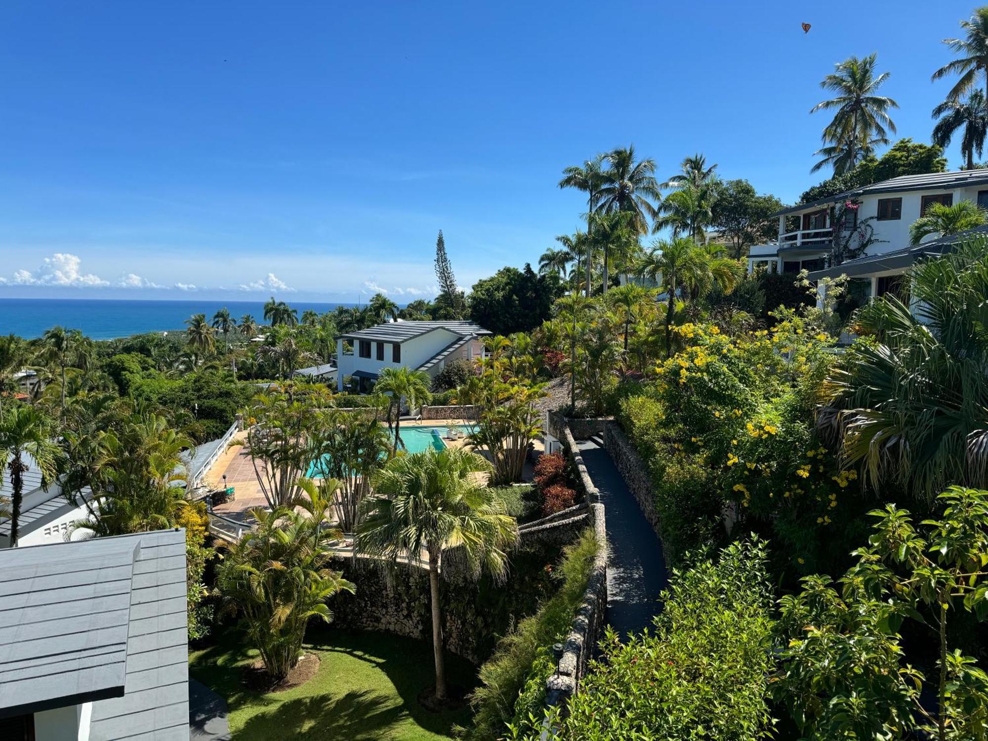 Catalina, Cabrera Oceanview Multi 2 Bd 2 Bath Condo Units With Balcony And Pool Exterior photo