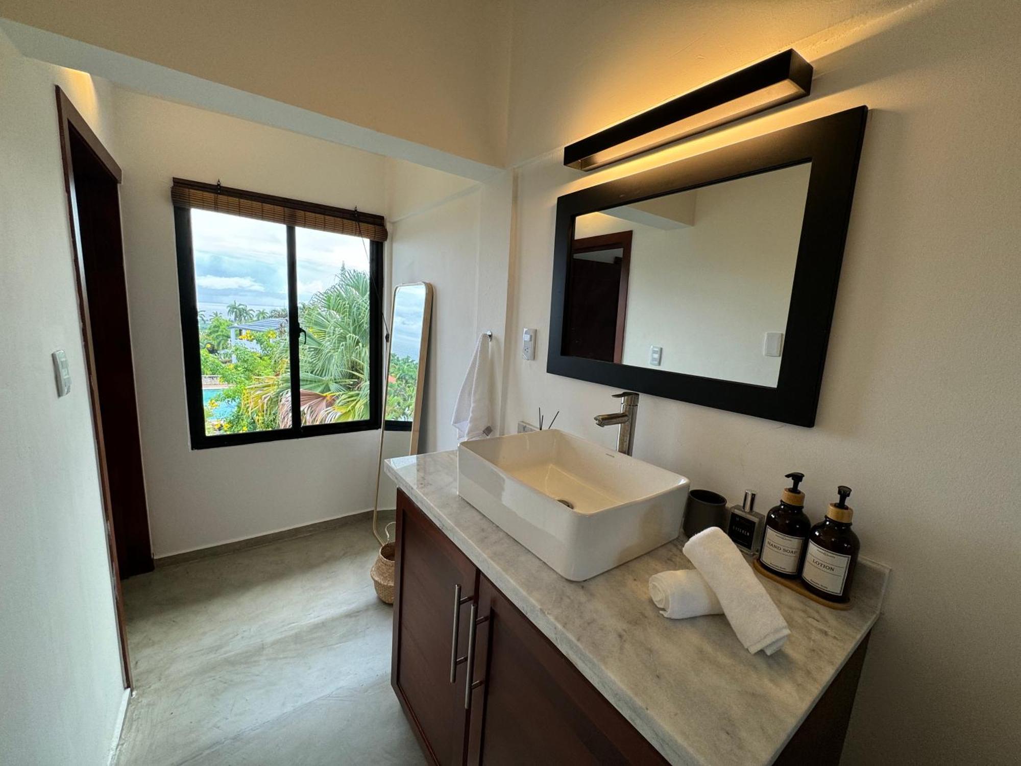 Catalina, Cabrera Oceanview Multi 2 Bd 2 Bath Condo Units With Balcony And Pool Exterior photo