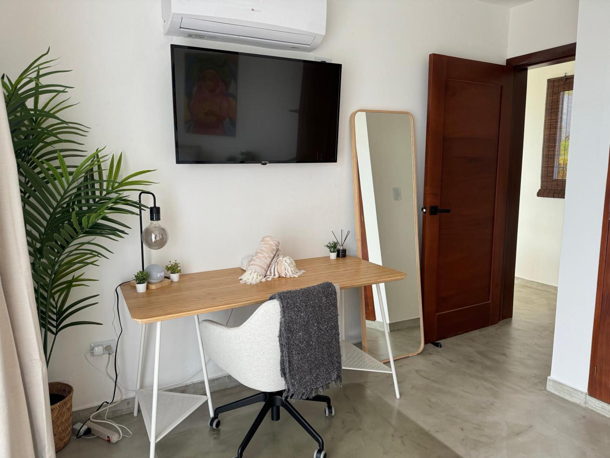 Catalina, Cabrera Oceanview Multi 2 Bd 2 Bath Condo Units With Balcony And Pool Exterior photo